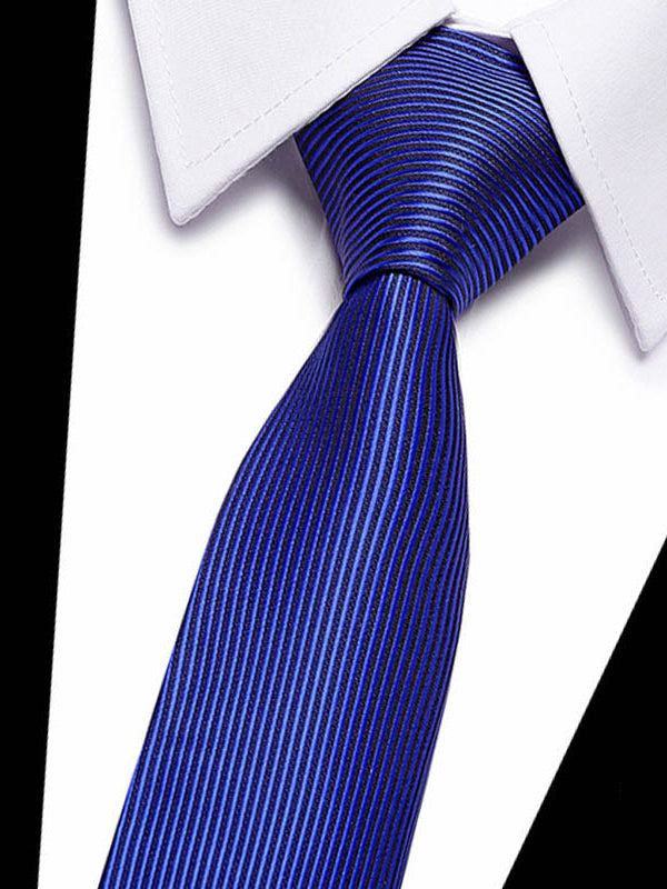 <tc>3 Pzs Corbatas Chilton azul oscuro, blanco y negro, azul</tc>